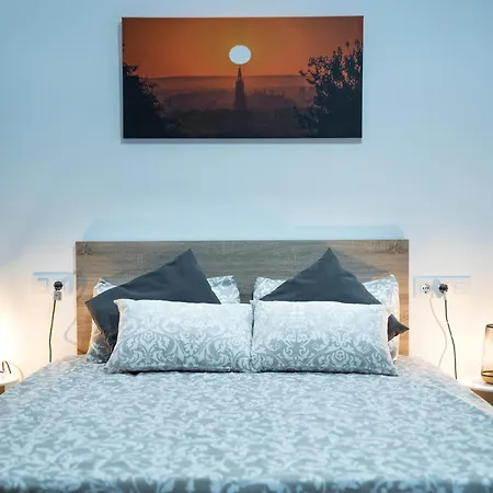 Studio 9 Apartamento Sevilla Exterior photo
